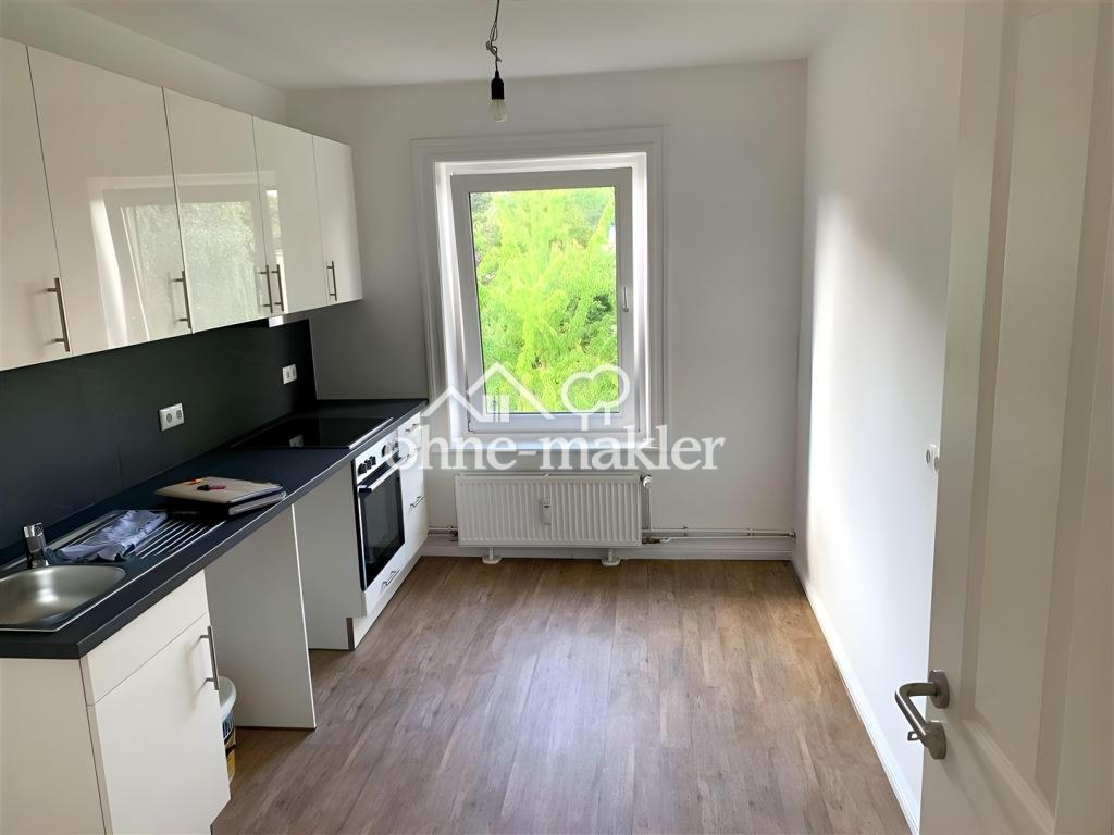 Exklusive 4-Zimmer-Dachgeschosswohnung für Studenten-WG – Frisch saniert | Neue Einbauküche - Photo 1