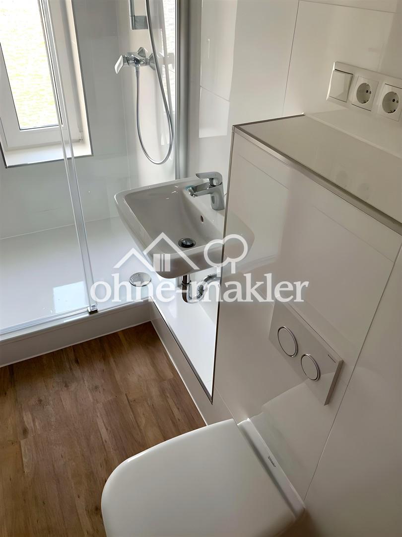 Exklusive 4-Zimmer-Dachgeschosswohnung für Studenten-WG – Frisch saniert | Neue Einbauküche - Photo 3