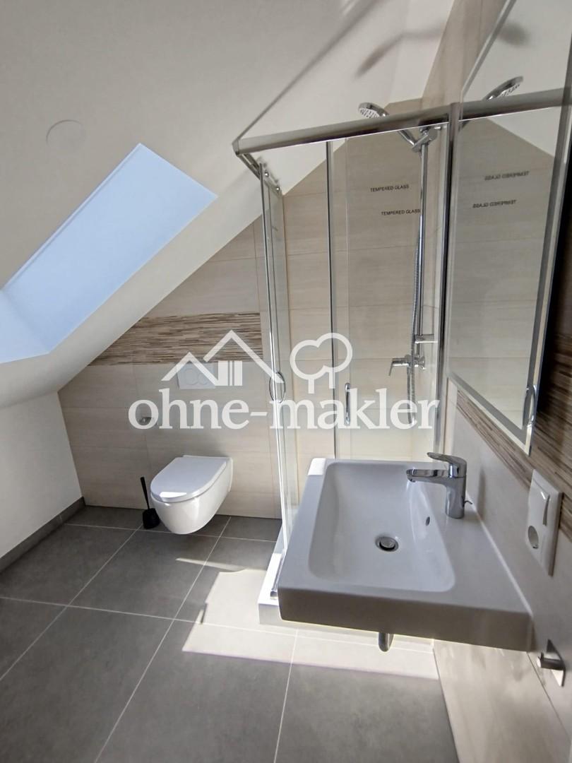 Exklusive 3-Zimmer-Dachgeschosswohnung mit gehobener Innenaustattung in Hanau - Photo 3