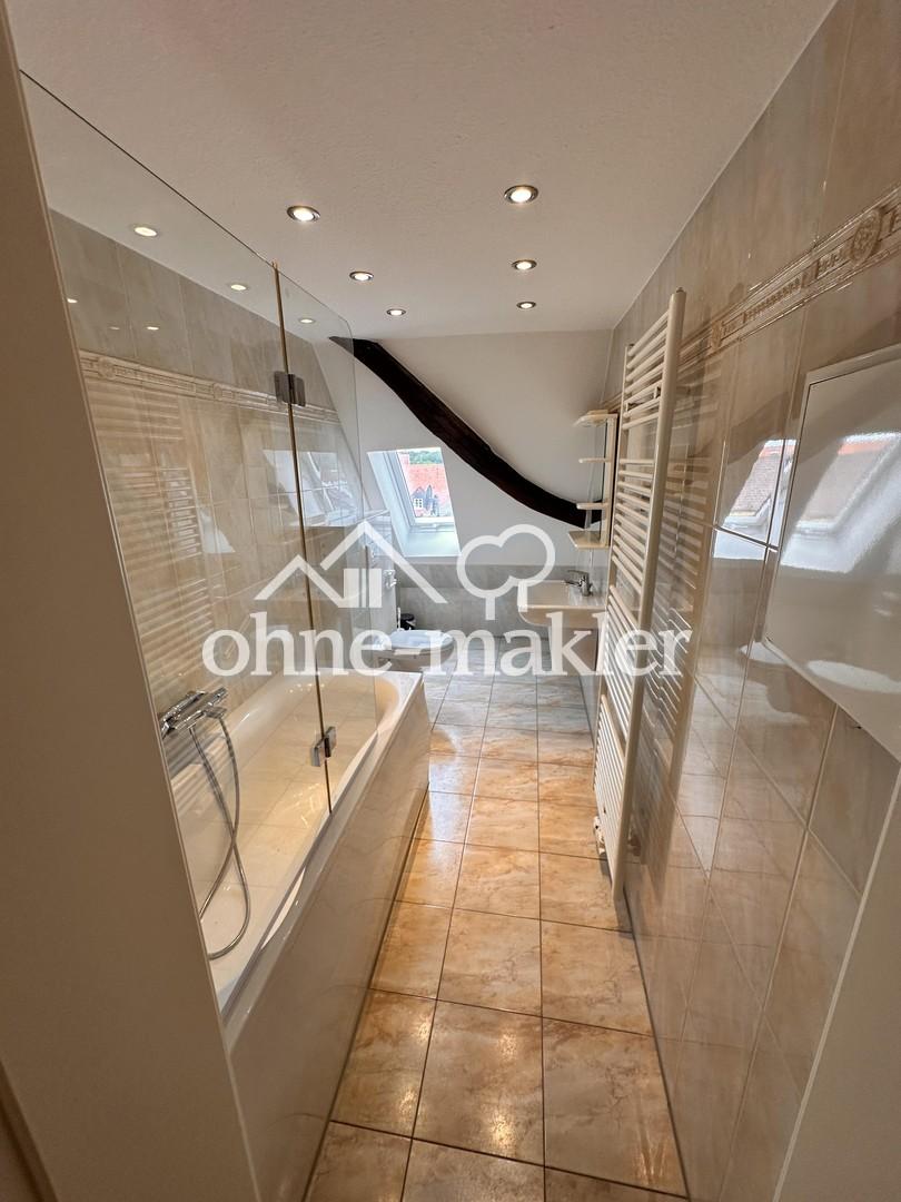 Charmante Dachgeschoss-/Maisonettewohnung mit besonderem Raumgefühl - Foto 4