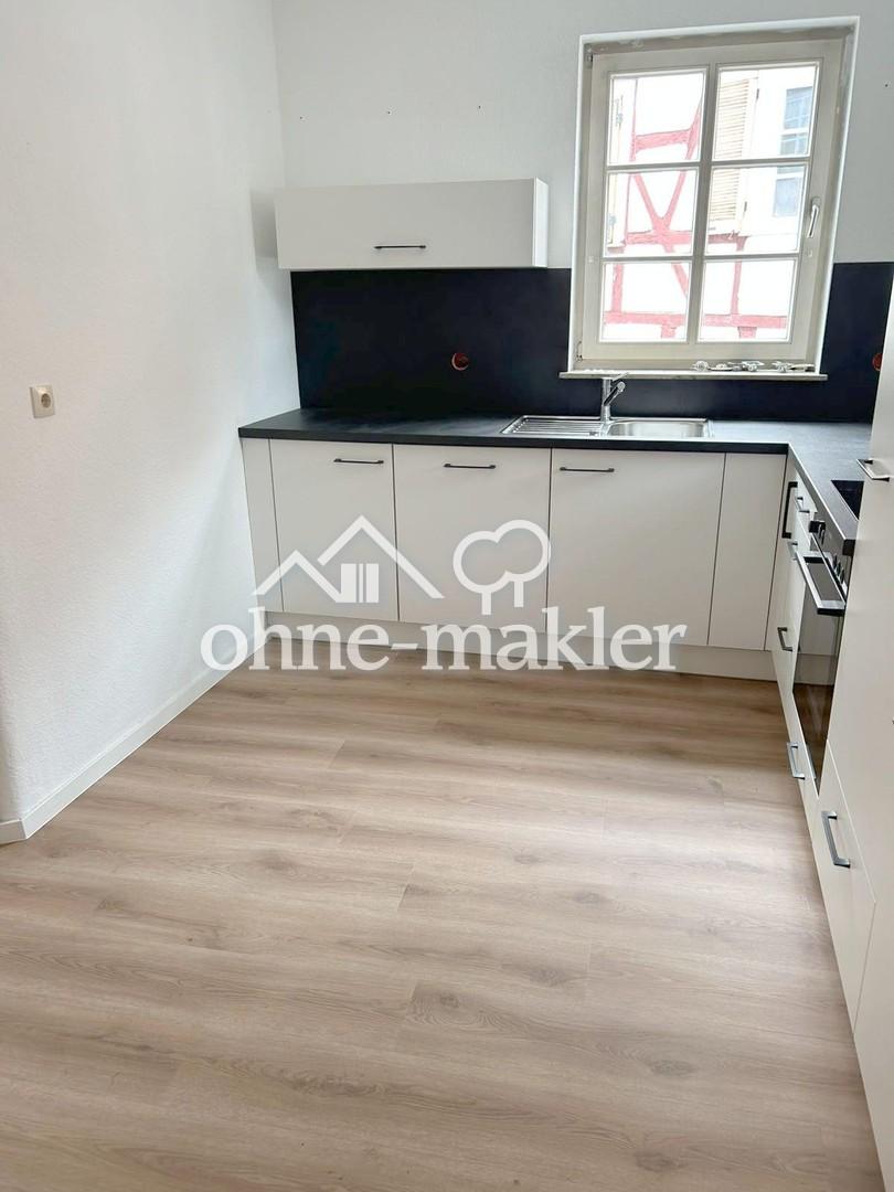 Helle 2 Zi-Whg in einem schönen Fachwerkhaus mit neuer EBK und AA (optional) in Bad Wimpfen - Photo 3