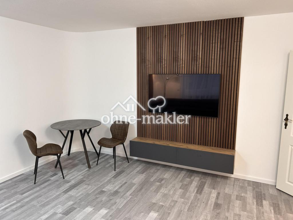 Moderne möblierte 1-Zimmer-Wohnung mit EBK, Aufzug und großer Terasse - Foto 1