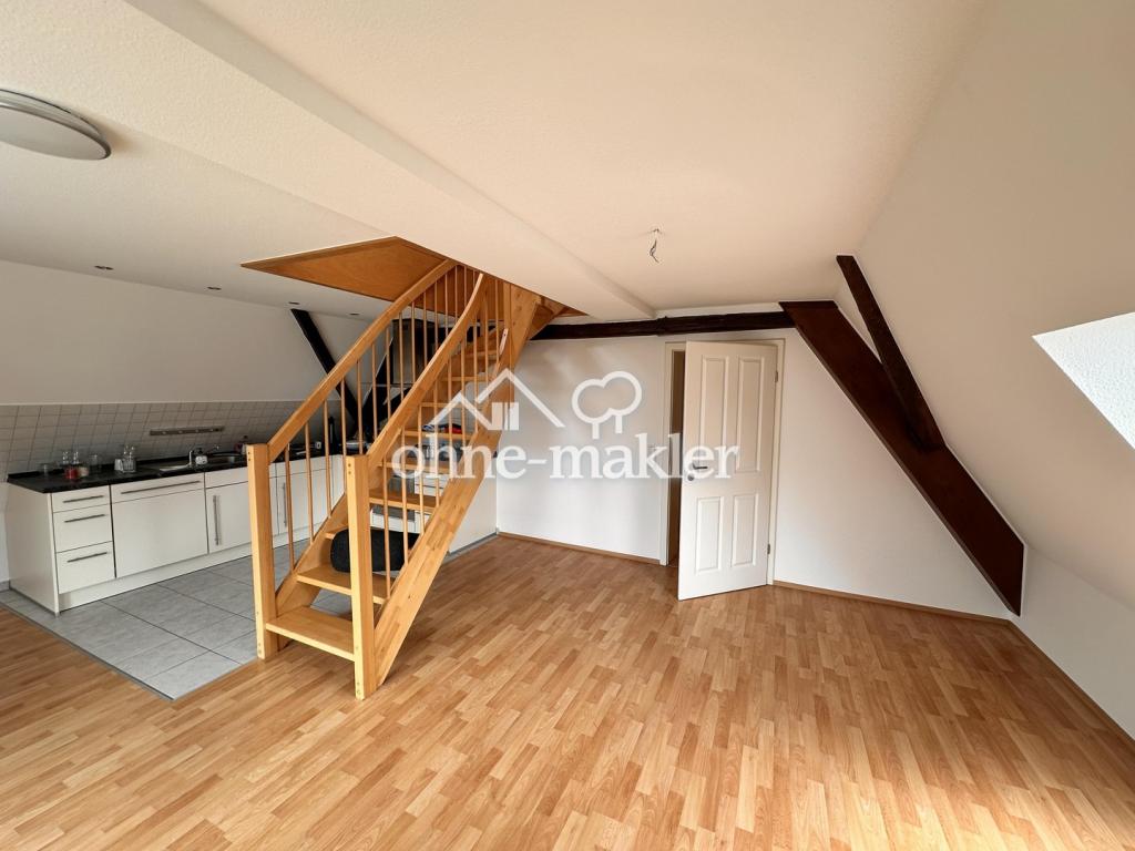 Maisonette-Wohnung mit großer 40m² Dachterrasse in Sinsheim-Hilsbach - Photo 1