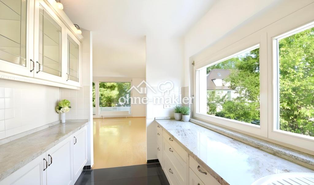 Helle 4-Zimmer-Wohnung mit Balkon & Einbauküche in München-Solln - Photo 3