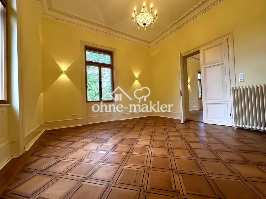 Elegante Altbauwohnung mit Balkon in begehrter Lage von Wiesbaden - Photo 1