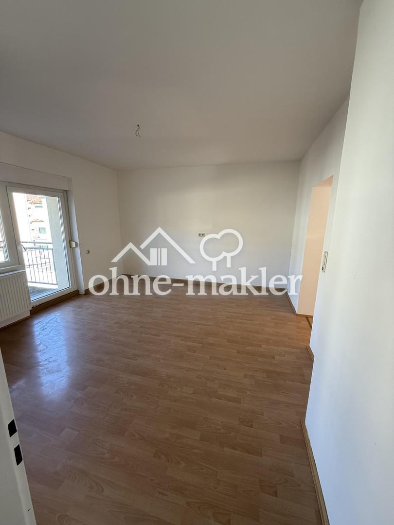 4-Zimmer-Wohnung mit 2 Balkonen in zentraler Lage von Schweinfurt - Foto 2