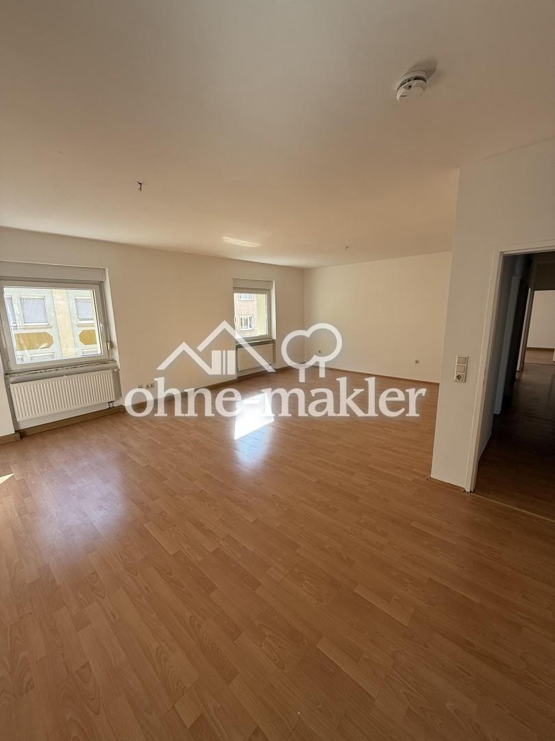 4-Zimmer-Wohnung mit 2 Balkonen in zentraler Lage von Schweinfurt - Foto 3