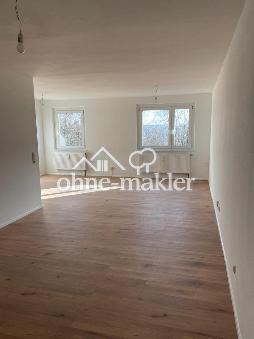Ruhige 3-Raum-Wohnung in Apolda – saniert - Photo 1
