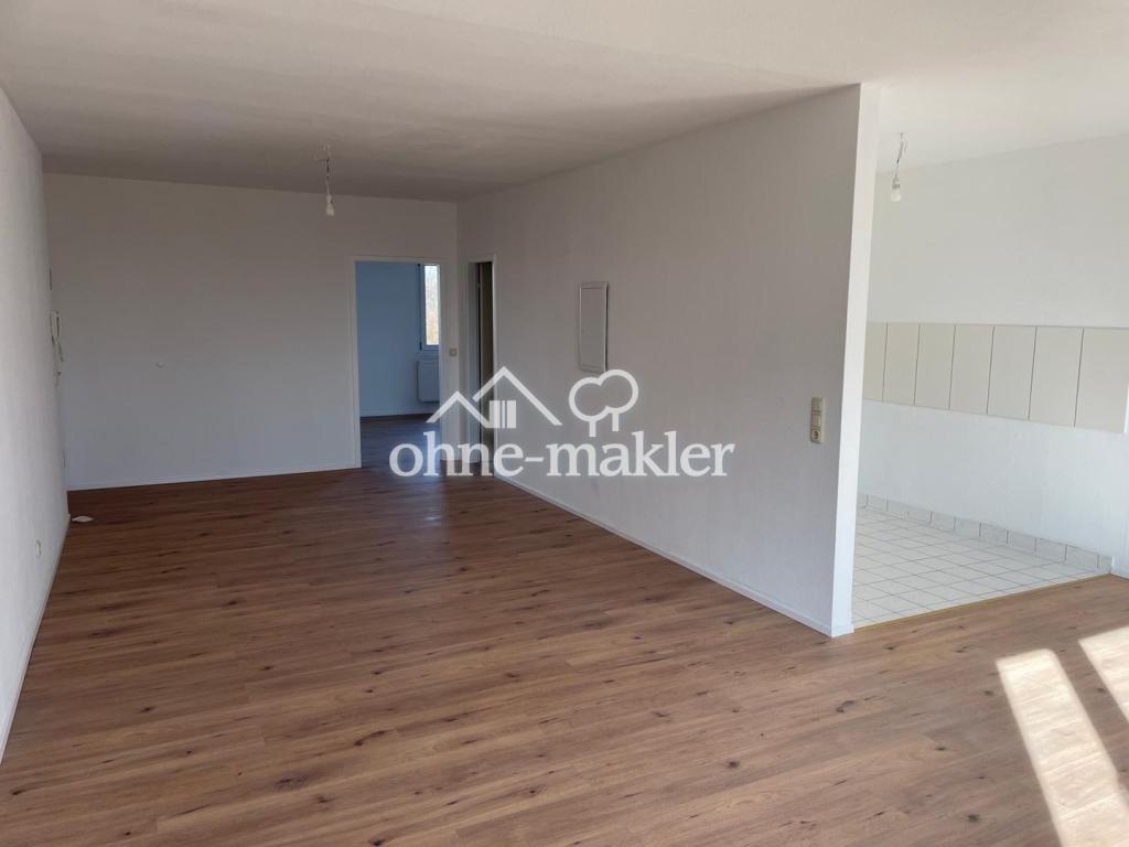 Ruhige 3-Raum-Wohnung in Apolda – saniert - Photo 2