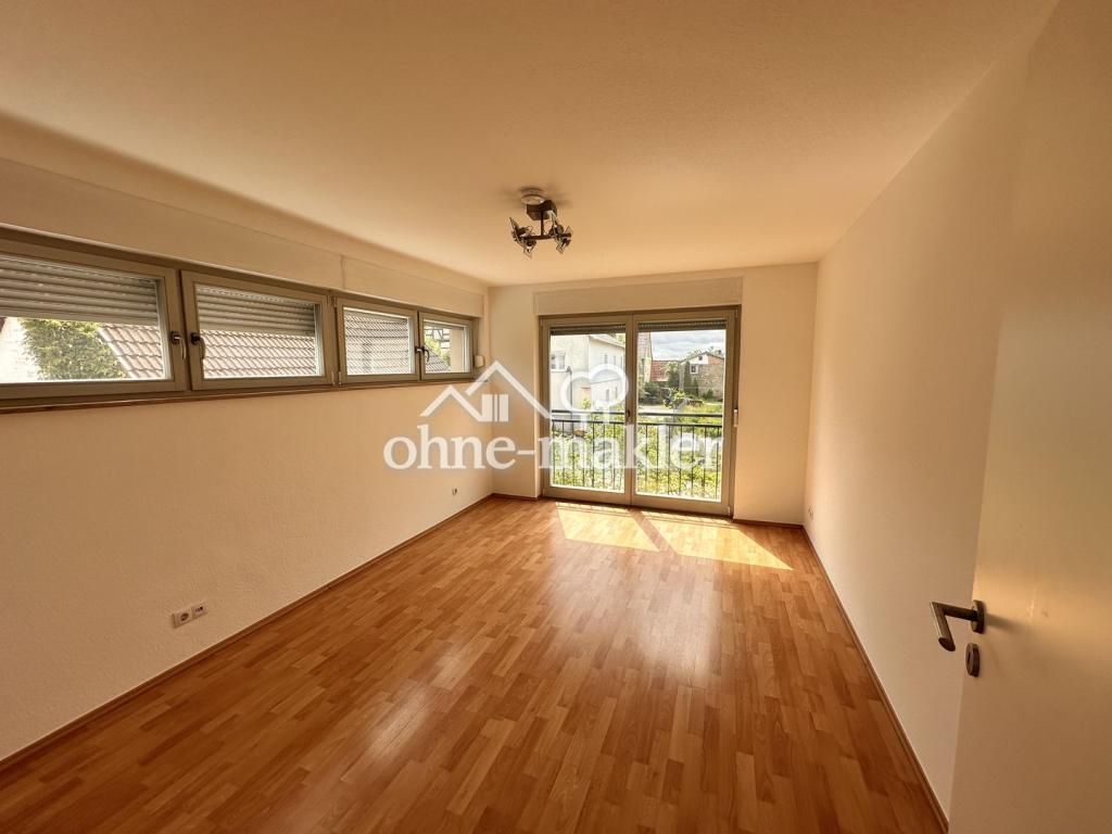 Großzügige 3-Zimmer-Wohnung mit mega Terrasse in Sinsheim-Hilsbach - Photo 2