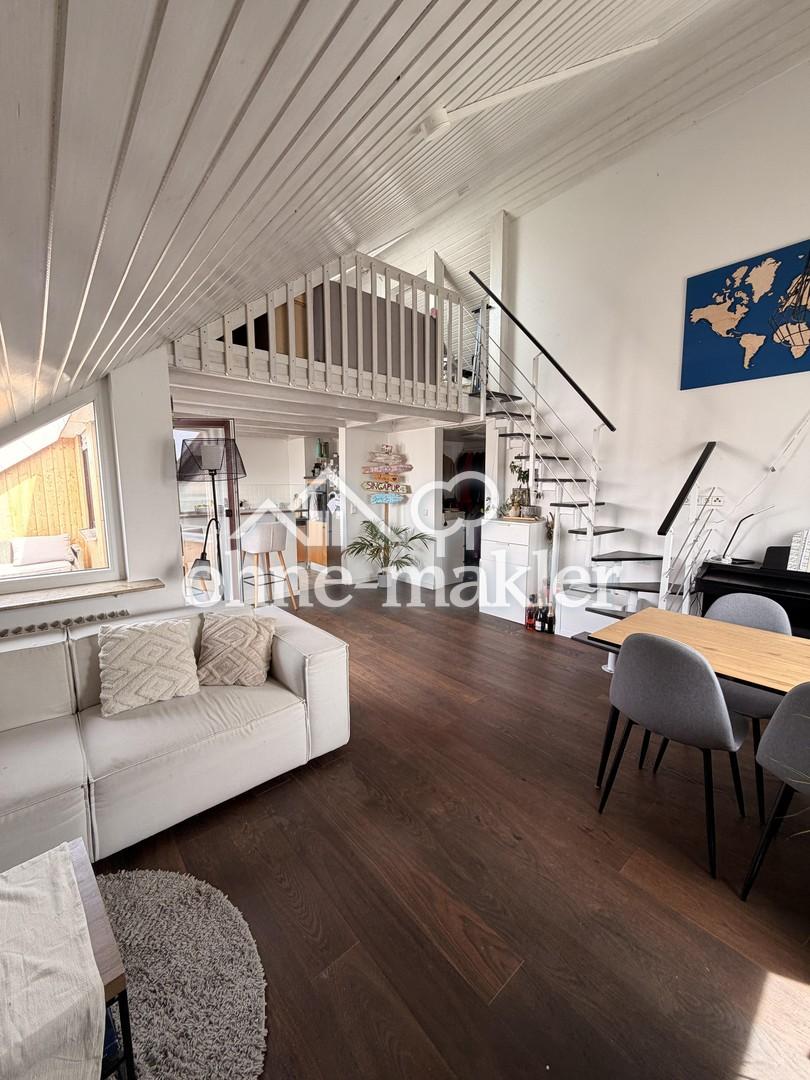 Schöne 2,5-Zimmer Wohnung mit Balkon in Unterensingen - Photo 2