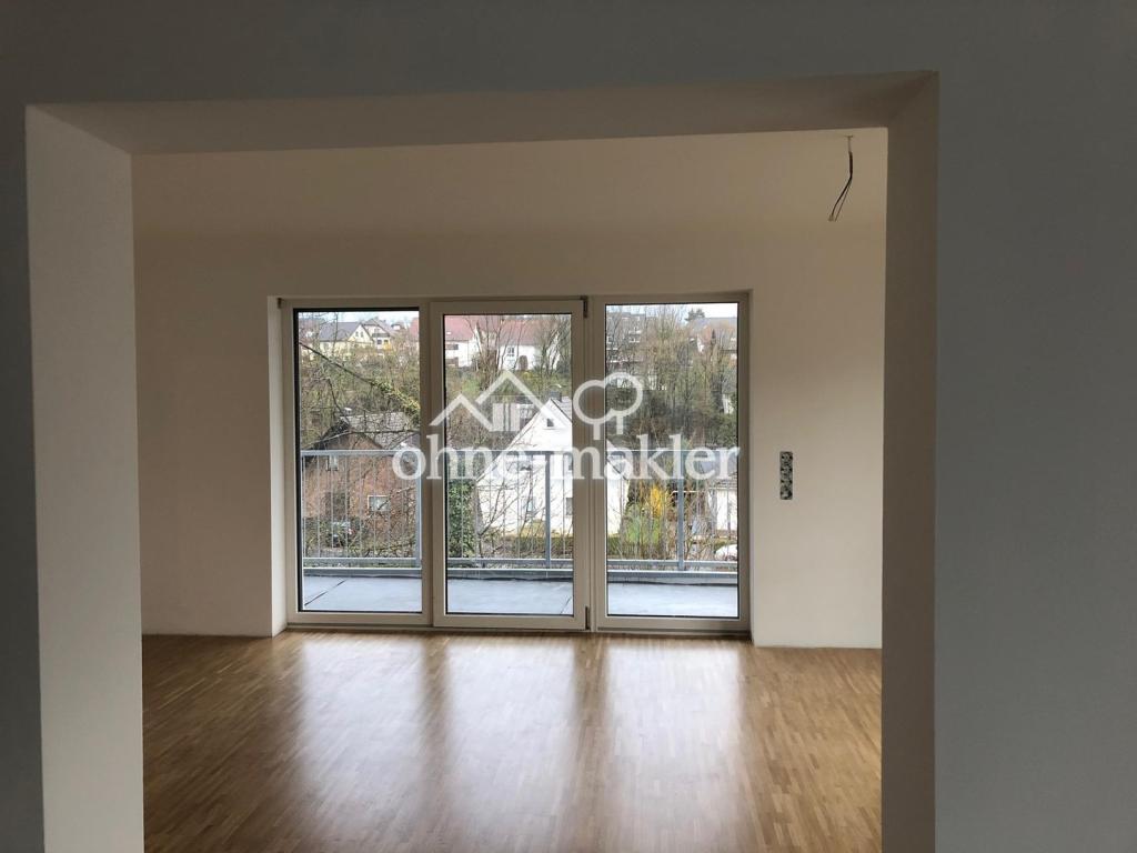 Moderne 2-Zimmer-Wohnung mit überdachtem Balkon und wunderschönem Ausblick - Photo 1