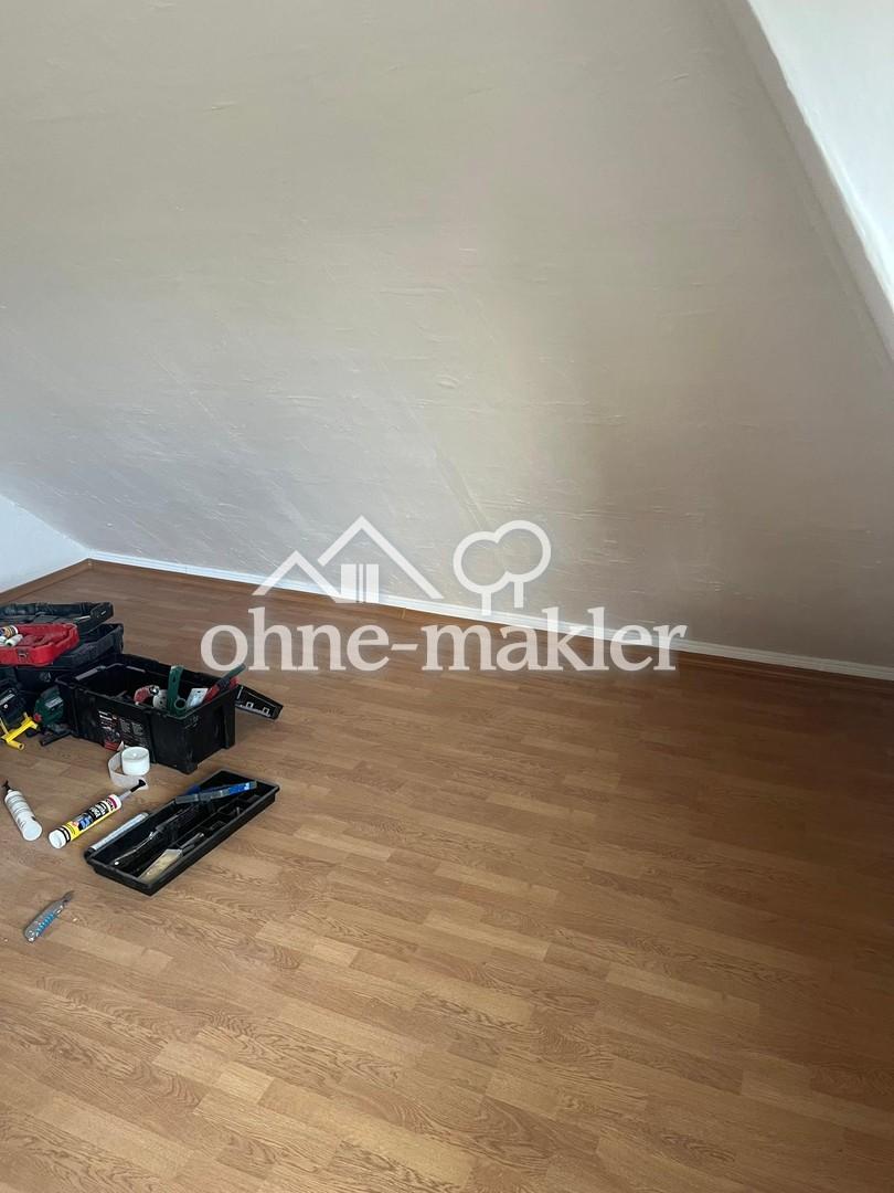 Gepflegte 3-Zimmer-Dachgeschosswohnung - Foto 3