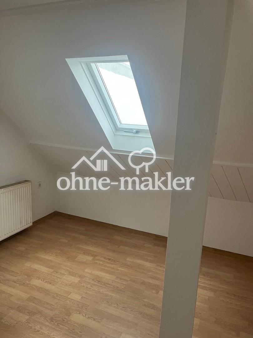 Gepflegte 3-Zimmer-Dachgeschosswohnung - Foto 5