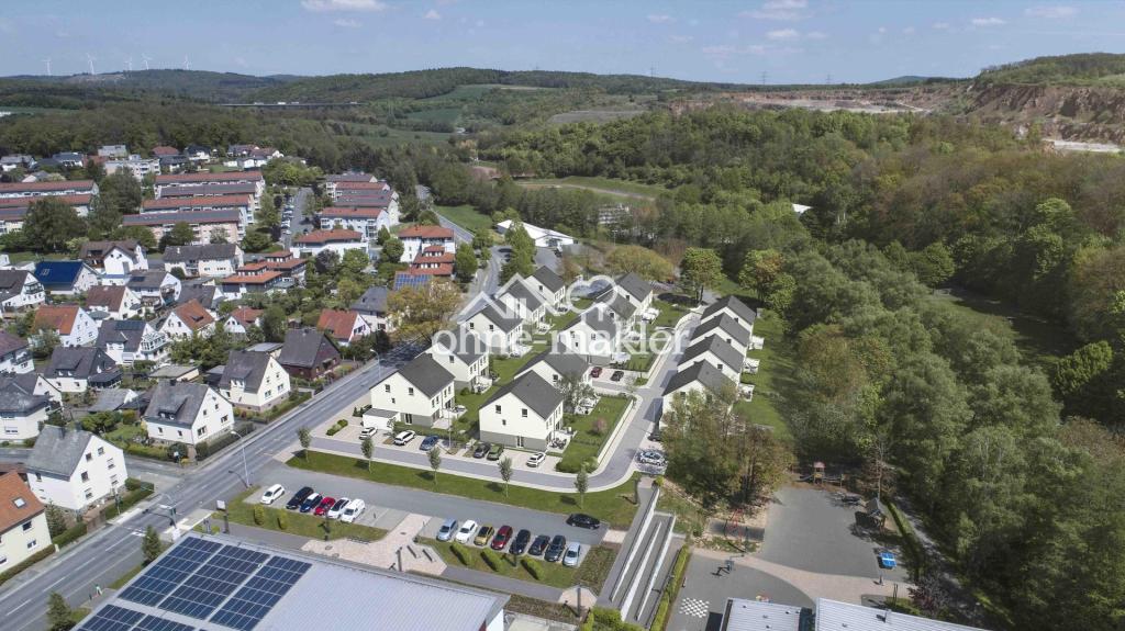 Exklusive Doppelhaushälfte mit Garten, Terrasse, Einbauküche und Garage in Wetzlar - Photo 3