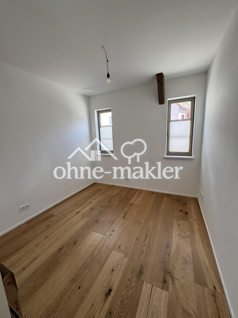 Exklusive 5,5 Zimmer Wohnung in historischem Gebäude in Eutin - Foto 2