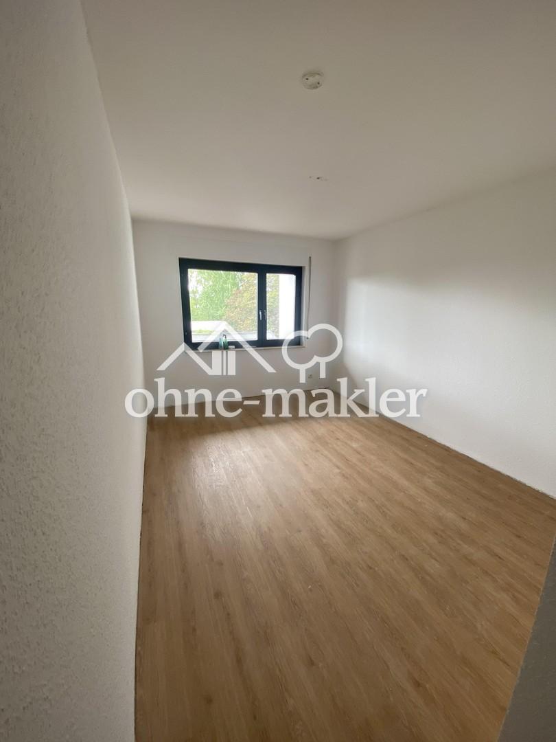 helle Dachgeschosswohnung in ruhiger Lage - Photo 5