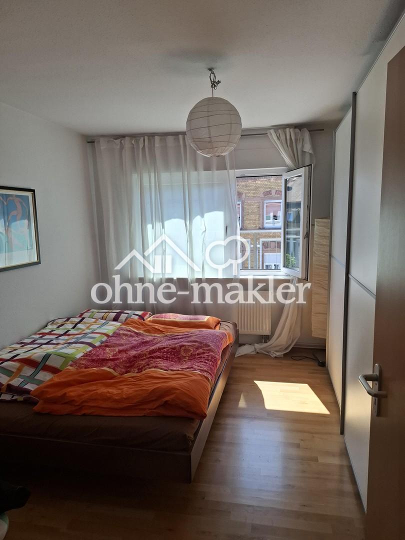 Schöne 3-Zimmer-Wohnung mit Dachterrasse und Balkon in der Karlsruher Oststadt - Photo 3
