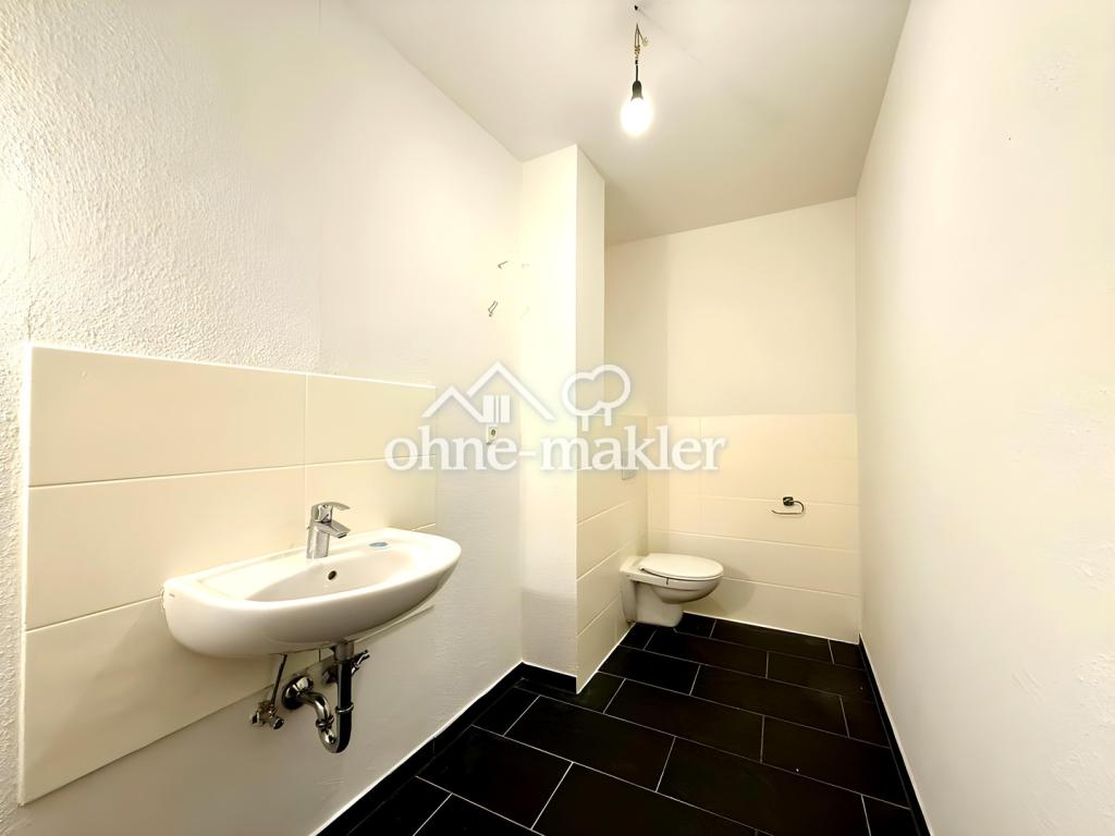 Stilvolle 2,5-Zimmer-Wohnung – frisch renoviert & sofort bezugsfrei! - Photo 4