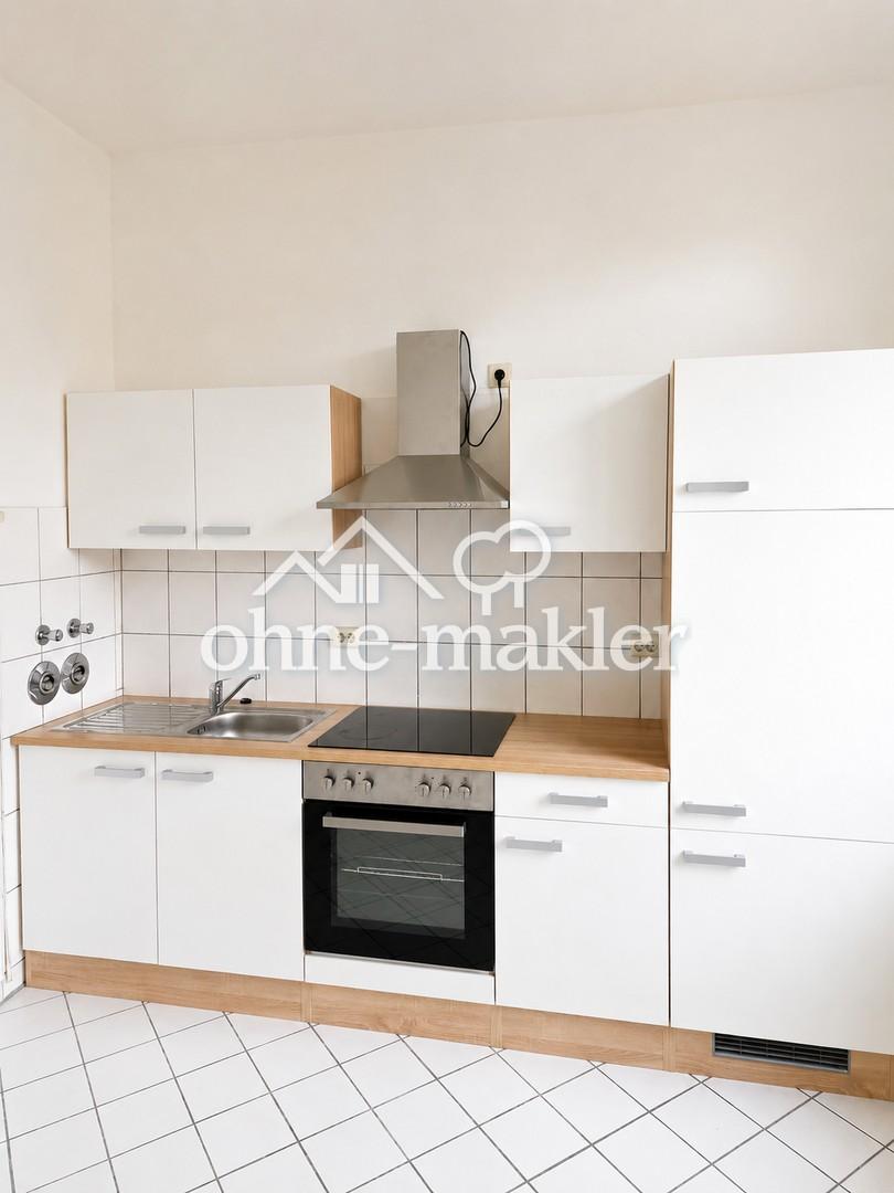 Freundliche 2-Zimmer-Altbauwohnung mit Einbauküche - Foto 1