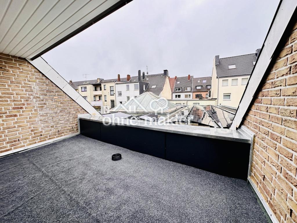 Exklusives Wohnen auf zwei Ebenen – moderne 5-Zimmer-Maisonette mit Balkon & eigener PV-Anlage - Photo 4