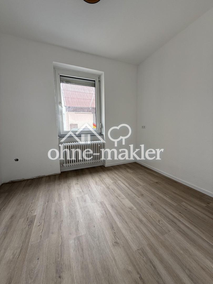 Erstbezug nach Kernsanierung – Moderne 3-Zimmer-Wohnung in Blankenloch - Foto 2