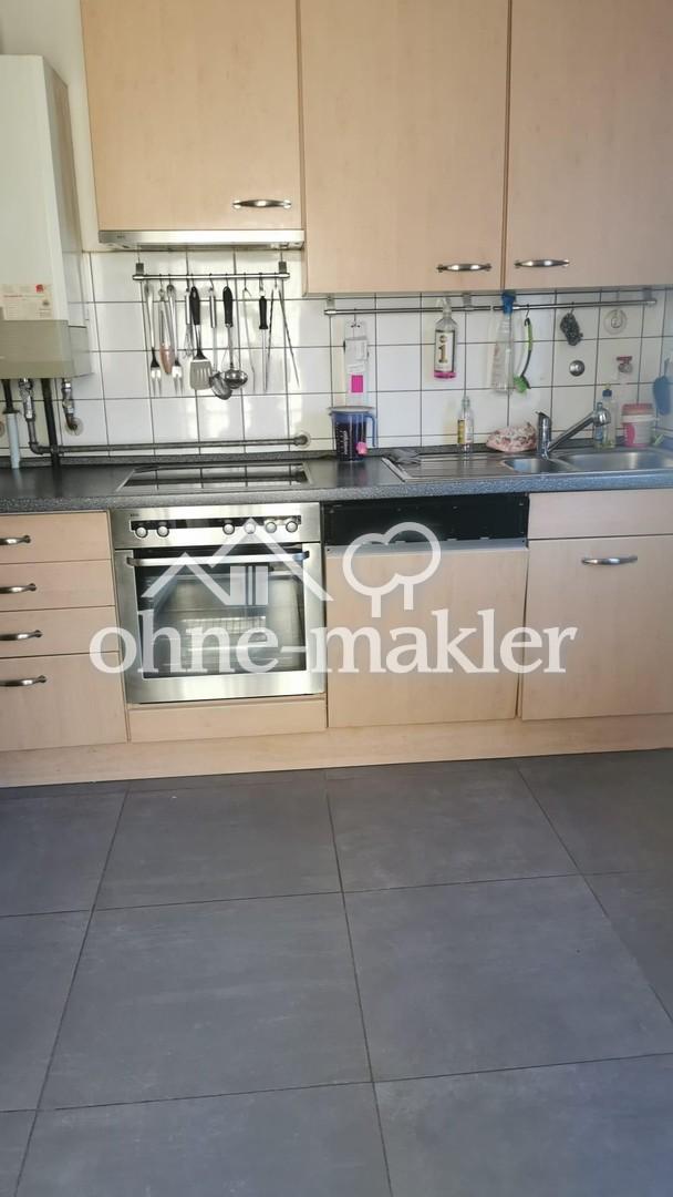 Schöne 4 Wohnung mit Einbauküche und Balkon - Foto 2