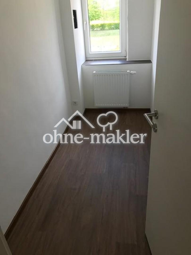 Neu sanierte 4-Raumwohnung mit zwei Balkonen - Foto 4