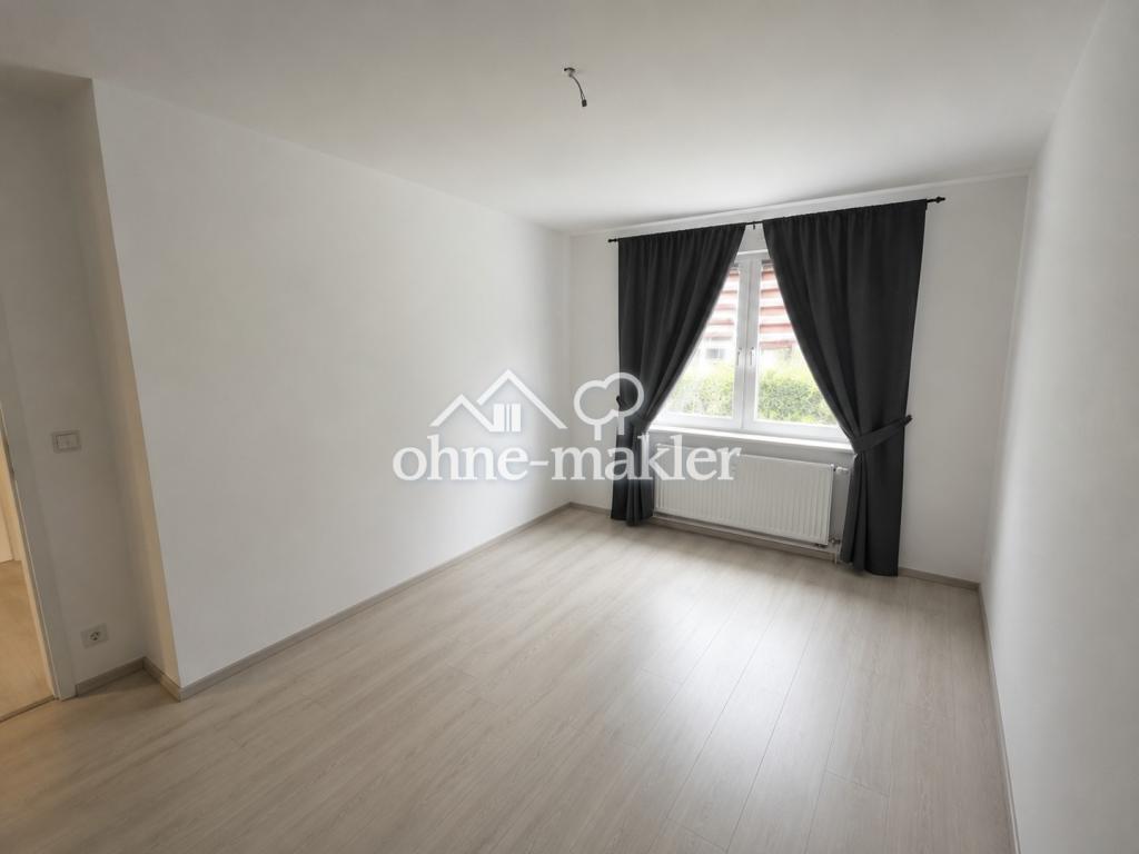 geräumige 3 Zimmer Wohnung mit Balkon und TG - Photo 1