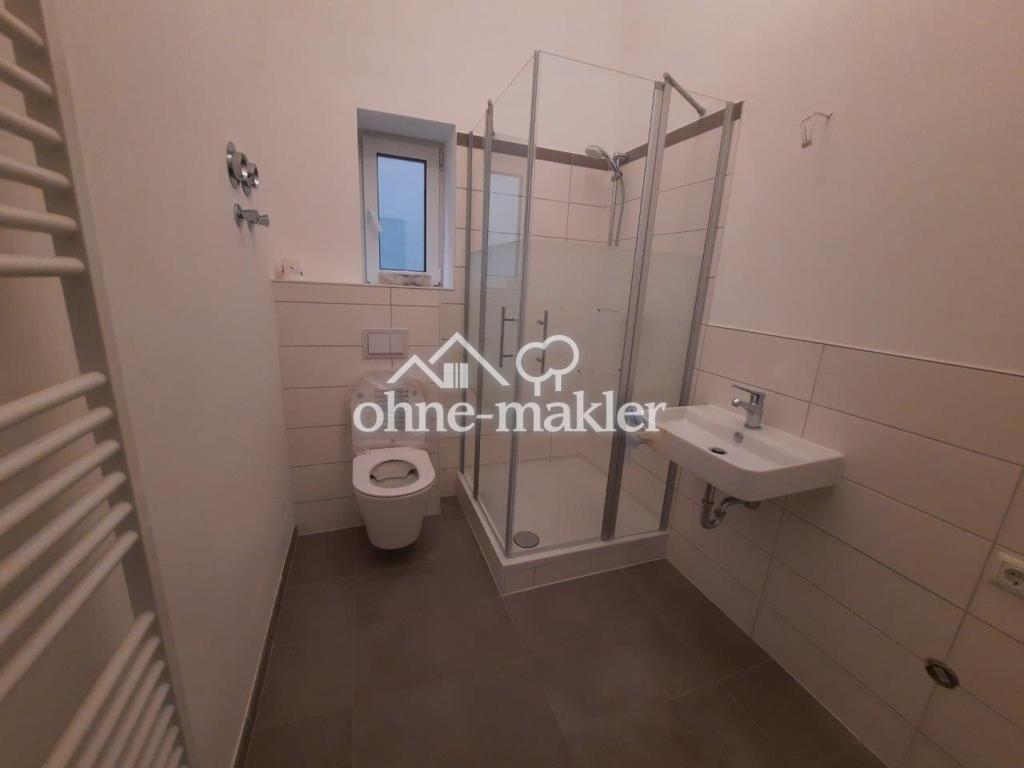 Großzügige und charmante Wohnung im 2. OG - Foto 5