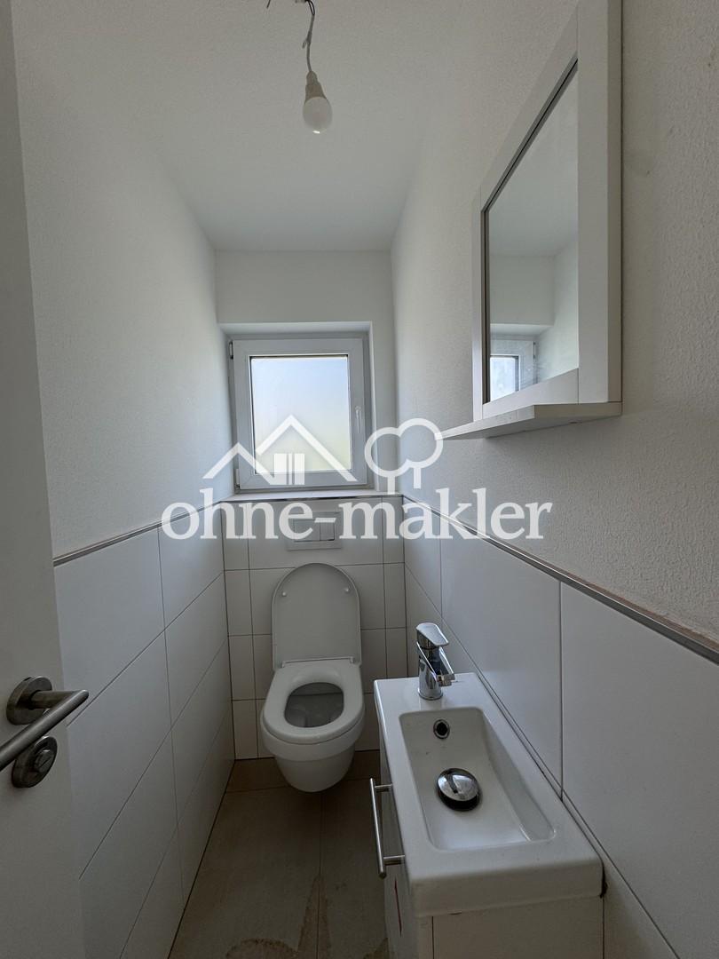 Erstbezug nach Kernsanierung: Großzügige 3-Zimmer-Wohnung mit sonnigem Balkon und Panoramablick - Foto 5
