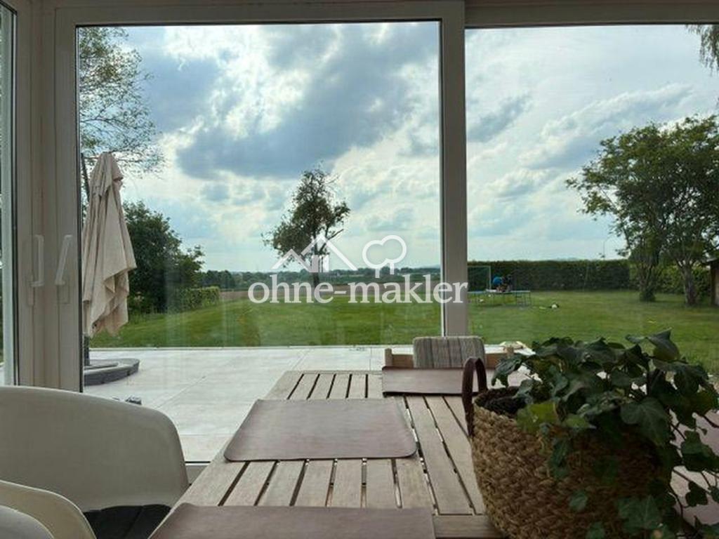 Modernes Familienhaus, Designer-Küche und Blick ins Grüne - Photo 3