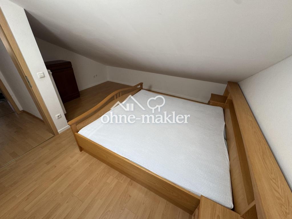 DG Wohnung mit Süd-Balkon und Einbauküche. Tierhaltung nicht erwünscht. - Photo 4