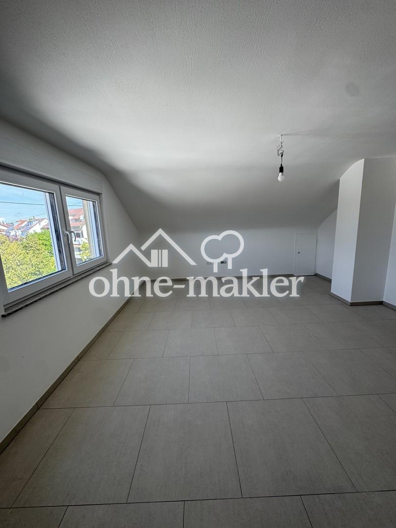 Erstbezug nach Kernsanierung: Moderne 3-Zimmer-Dachgeschosswohnung mit neuer Einbauküche - Foto 5