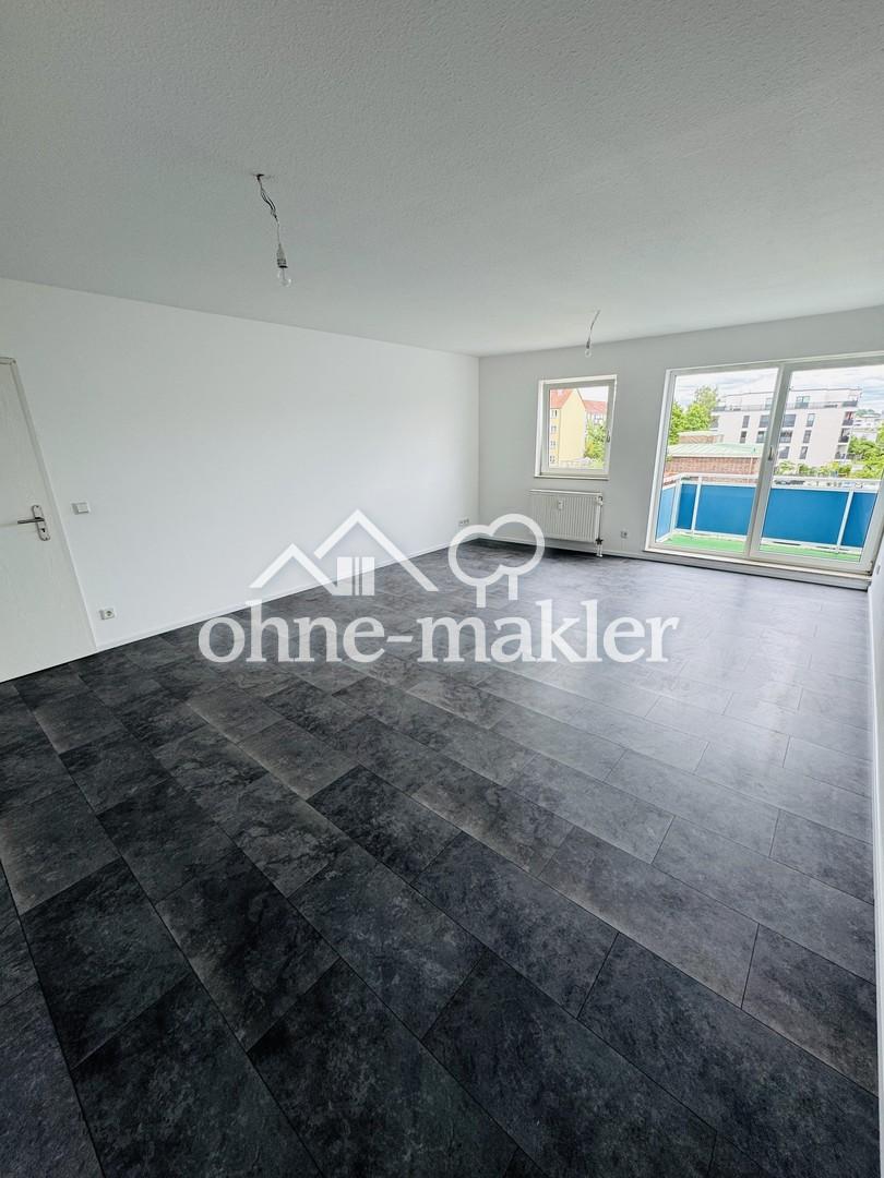 Moderne 2-Zi. Wohnung mit Fahrstuhl und Tiefgaragenstellplatz - Photo 2