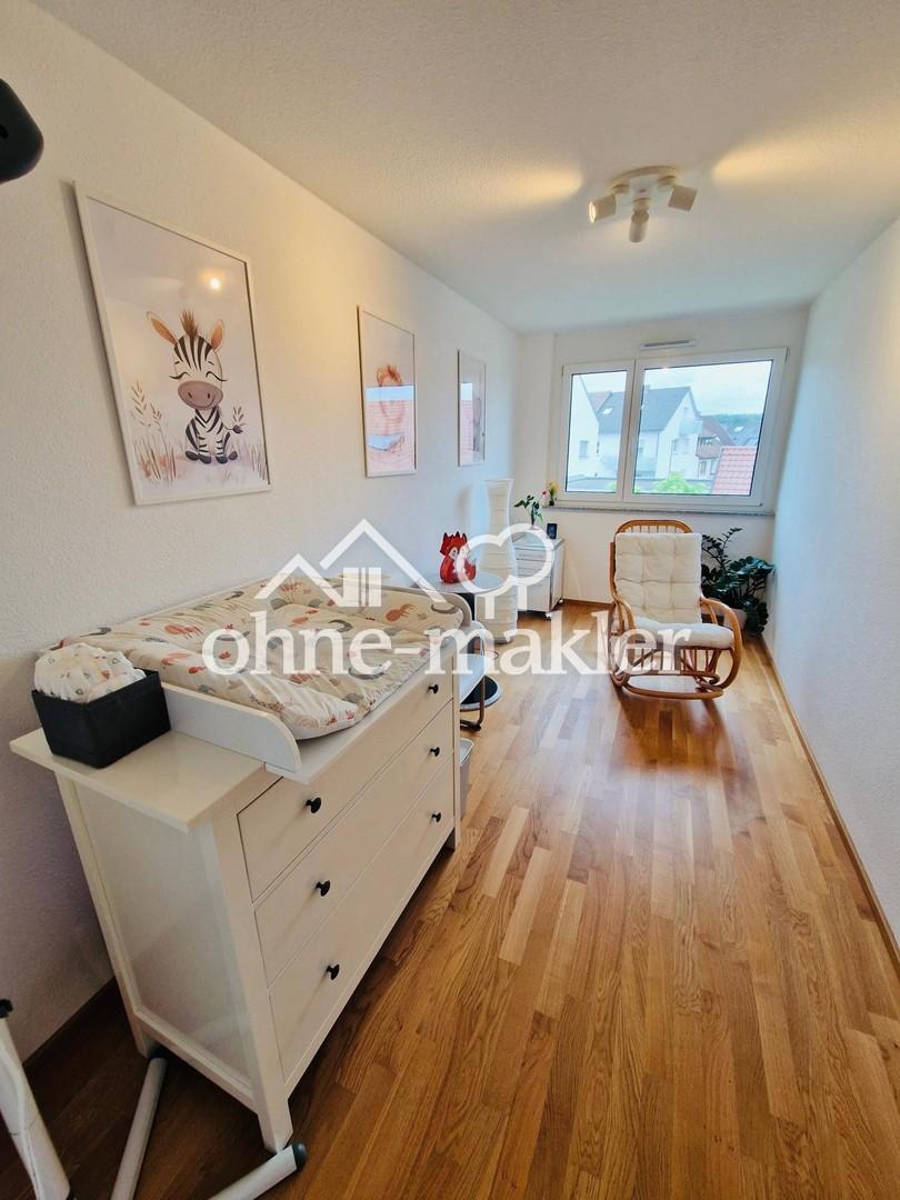 Neuwertige 4 Zimmer-Wohnung mit EBK, gr. Balkon, Tiefgaragen- & Außenstellplatz - Photo 5