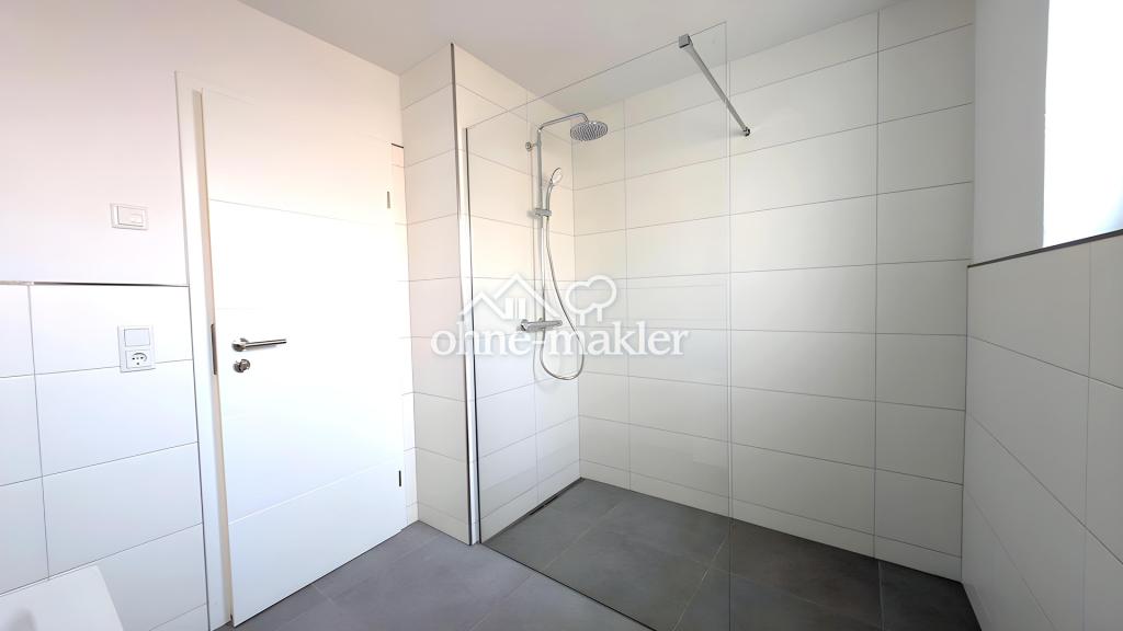 Wohnen mit Komfort: Renovierte Erdgeschosswohnung mit Garten in bevorzugter Lage von Pocking - Photo 2