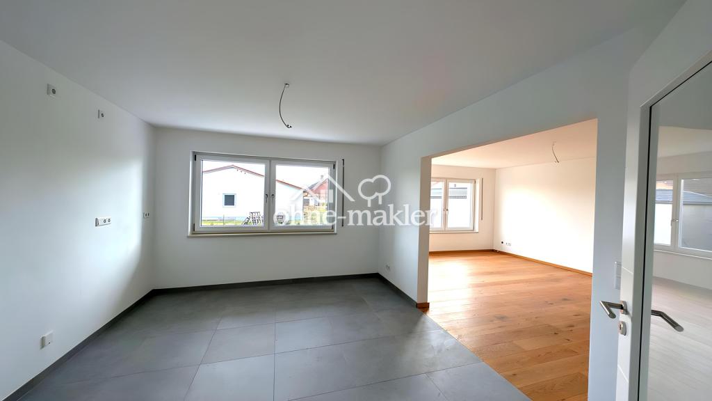Wohnen mit Komfort: Renovierte Erdgeschosswohnung mit Garten in bevorzugter Lage von Pocking - Photo 1