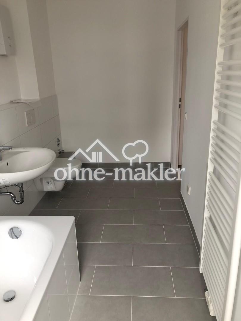 Exklusives Penthouse mit Dachterrasse & Aufzug – Wohnen über den Dächern von Herten Whg20 - Photo 3