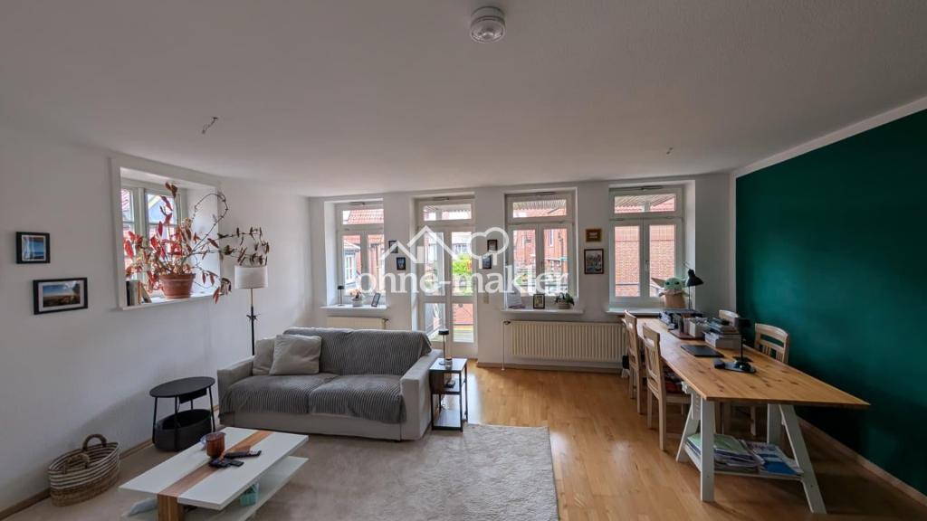 Stade, Innenstadt, 3-Zi-EG-Whg, in Altstadthaus, 1.OG. überdachter Balkon - Foto 2