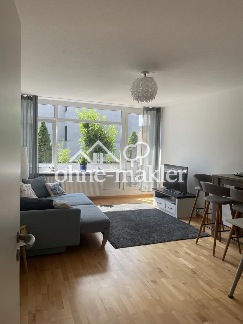 gepflegte 2 1/2-Zimmer-Whg mit Balkon und neuer Einbauküche in Ottobrunn - Photo 2