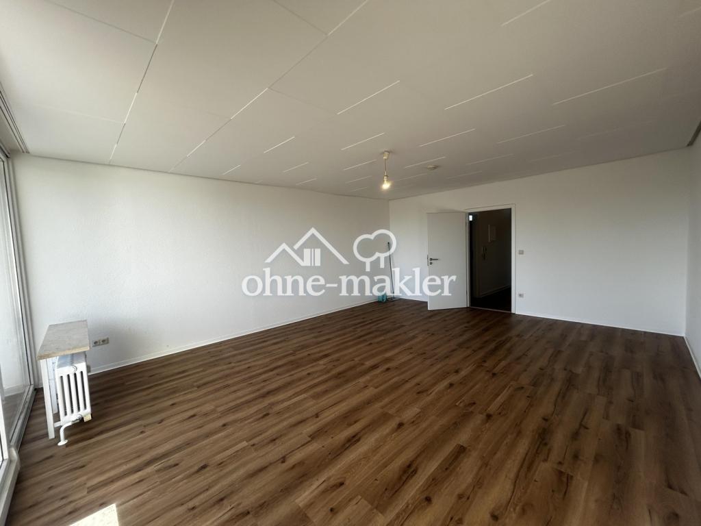 Neu Renoviert: 1-Zimmer-Wohnung mit Loggia in Bad Homburg vor der Höhe - Foto 1