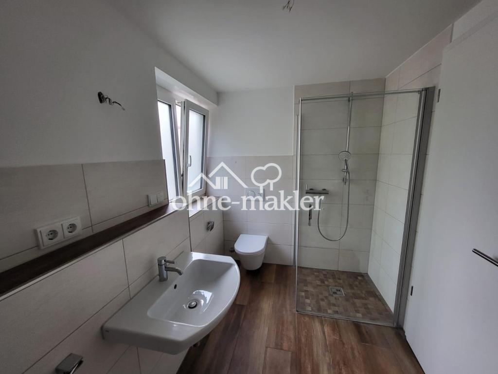 Frisch renovierte 3-Zimmer-Gartenwohnung mit Terrasse, ca. 350 m² Garten und 3 Stellplätzen - Foto 5