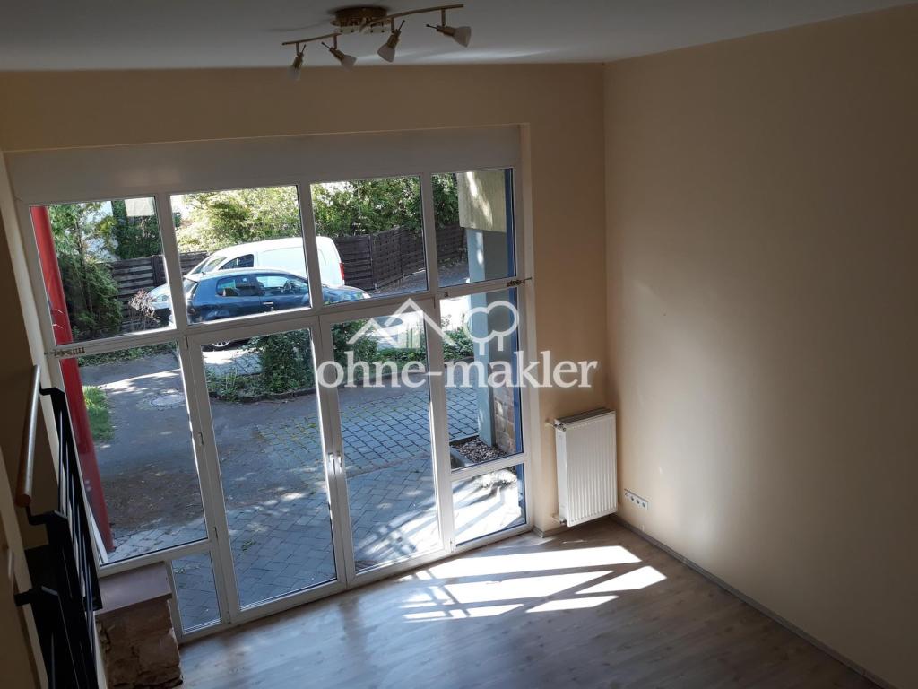 Moderne Maisonette-Wohnung mit Galeriecharakter, Einbauküche & Terrasse in Freigericht - Foto 1