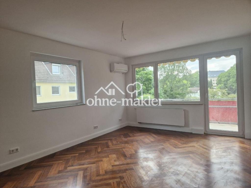 Erstbezug nach Sanierung: 3-Zimmer-Wohnung mit Balkon in Düsseldorf-Gerresheim - Photo 2