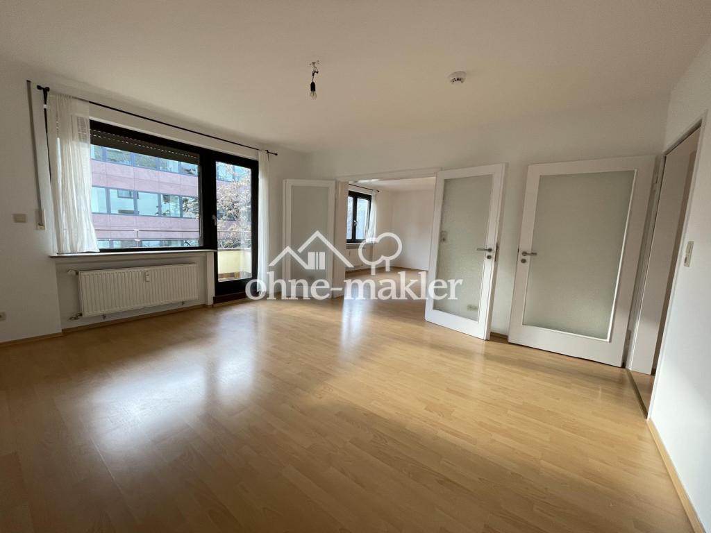 Lichtdurchflutete 4-Zimmer-Wohnung mit Skyline-Blick im Herzen Frankfurts - Photo 2