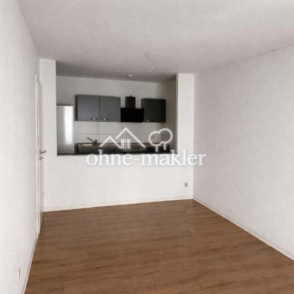 Bezugsfreie attraktive 2-Zimmer-Wohnung mit großem Balkon und Einbauküche von privat - Foto 1