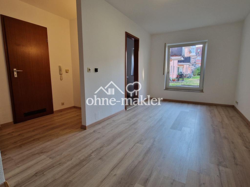kürzlich vollständig renovierte 2-Zimmer-Wohnung mit Terrasse und Einbauküche in Rastatt - Photo 1