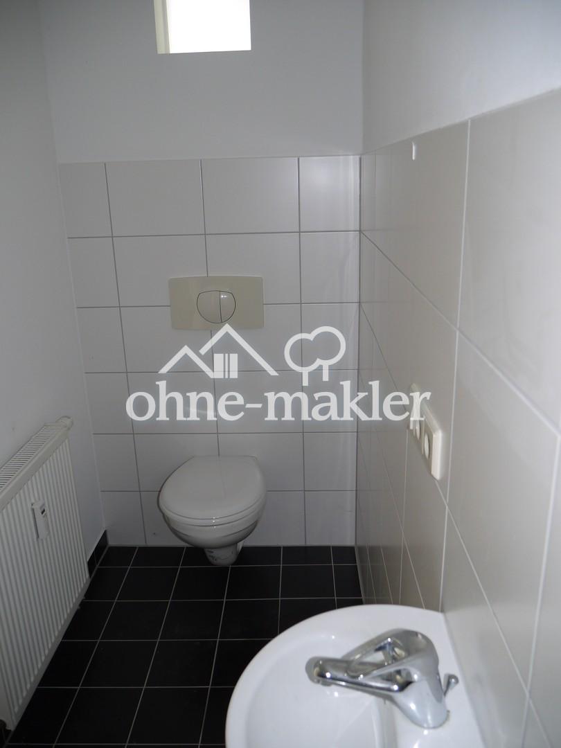 DD-Cotta: Attraktive, großzügige 4-Raum-Wohnung mit Einbauküche und privatem Gartenanteil ! - Foto 5
