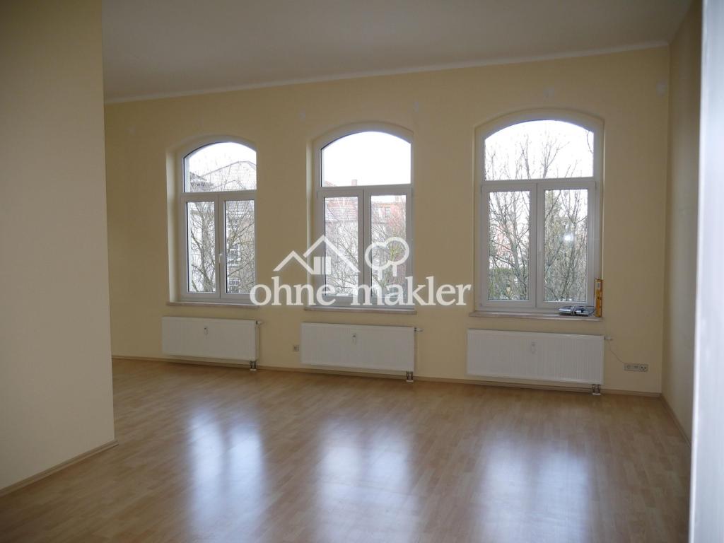 DD-Cotta: Attraktive, großzügige 4-Raum-Wohnung mit Einbauküche und privatem Gartenanteil ! - Foto 2